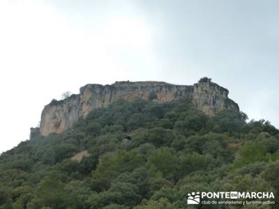 Senderismo Guadalajara - Monumento Natural Tetas de Viana. silla de felipe ii el escorial